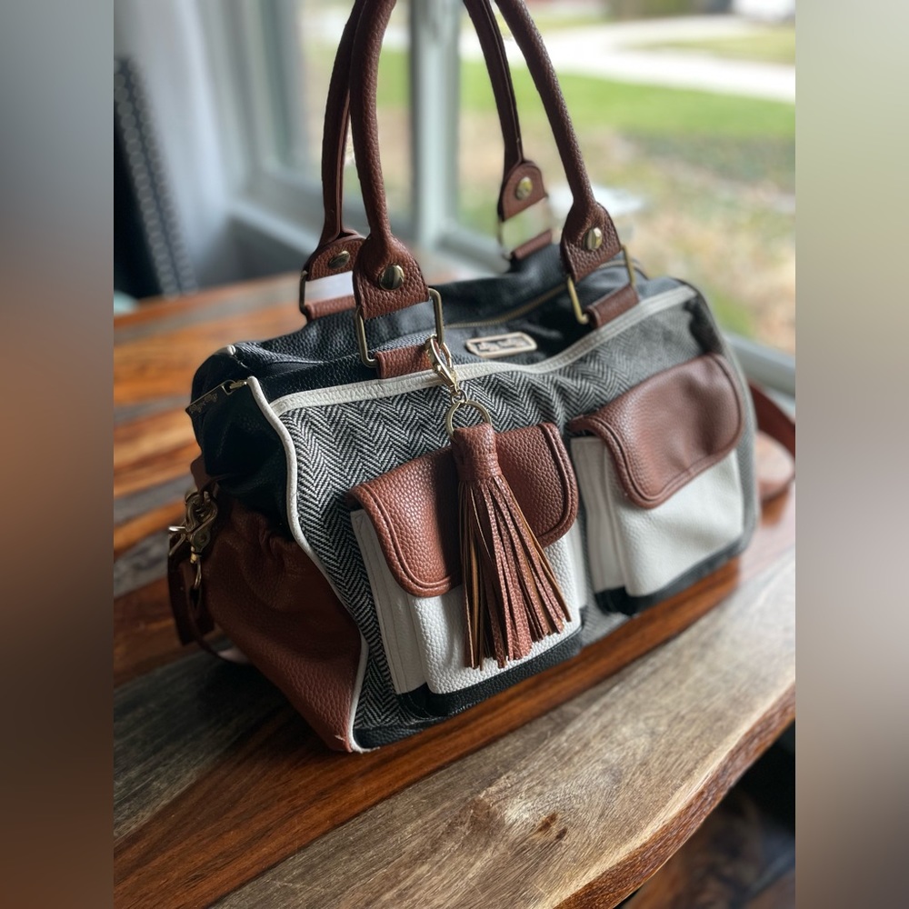 Itzy Ritzy Coffee & Cream triple threat diaper bag